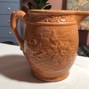 McCoy Lillypad Pitcher-ca1925–Fish Handle  mint